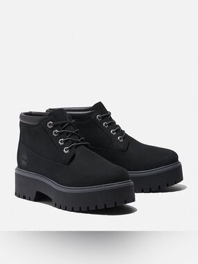 Timberland Women's Black Lace-Up Lug Sole Ankle Boots